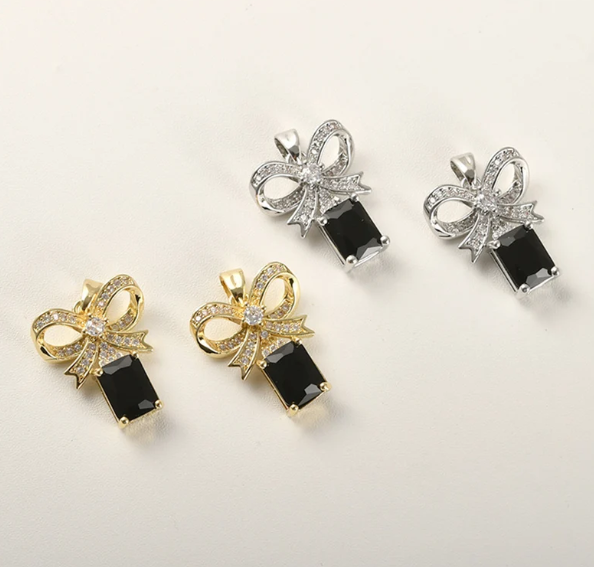 Charming Zircon Bowknot Stud Earrings